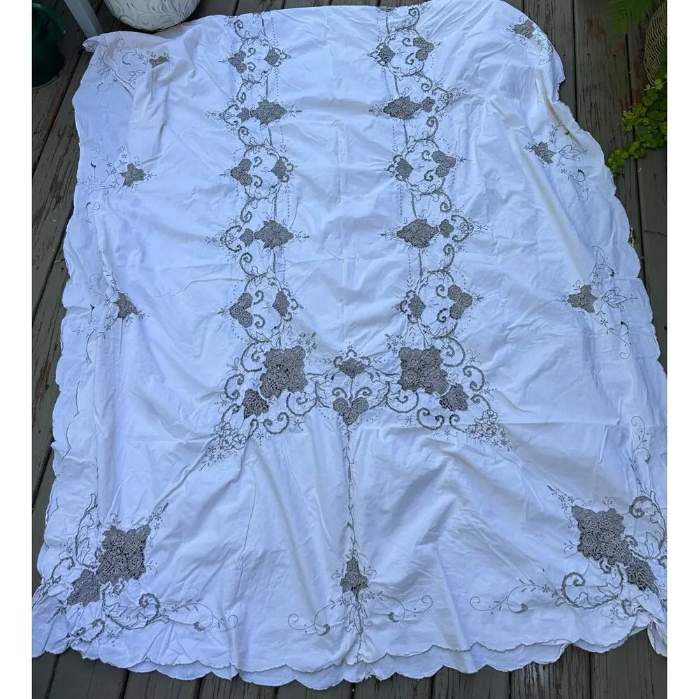 Vintage Tablecloth Embroidered 140x60” gray off white Scalloped Edge cutout